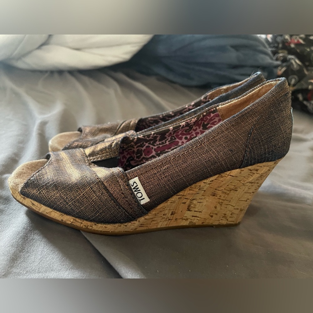 Tom’s wedges